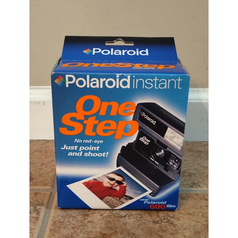 New Vintage POLAROID One Step Instant 600  Camera  Sealed Collector